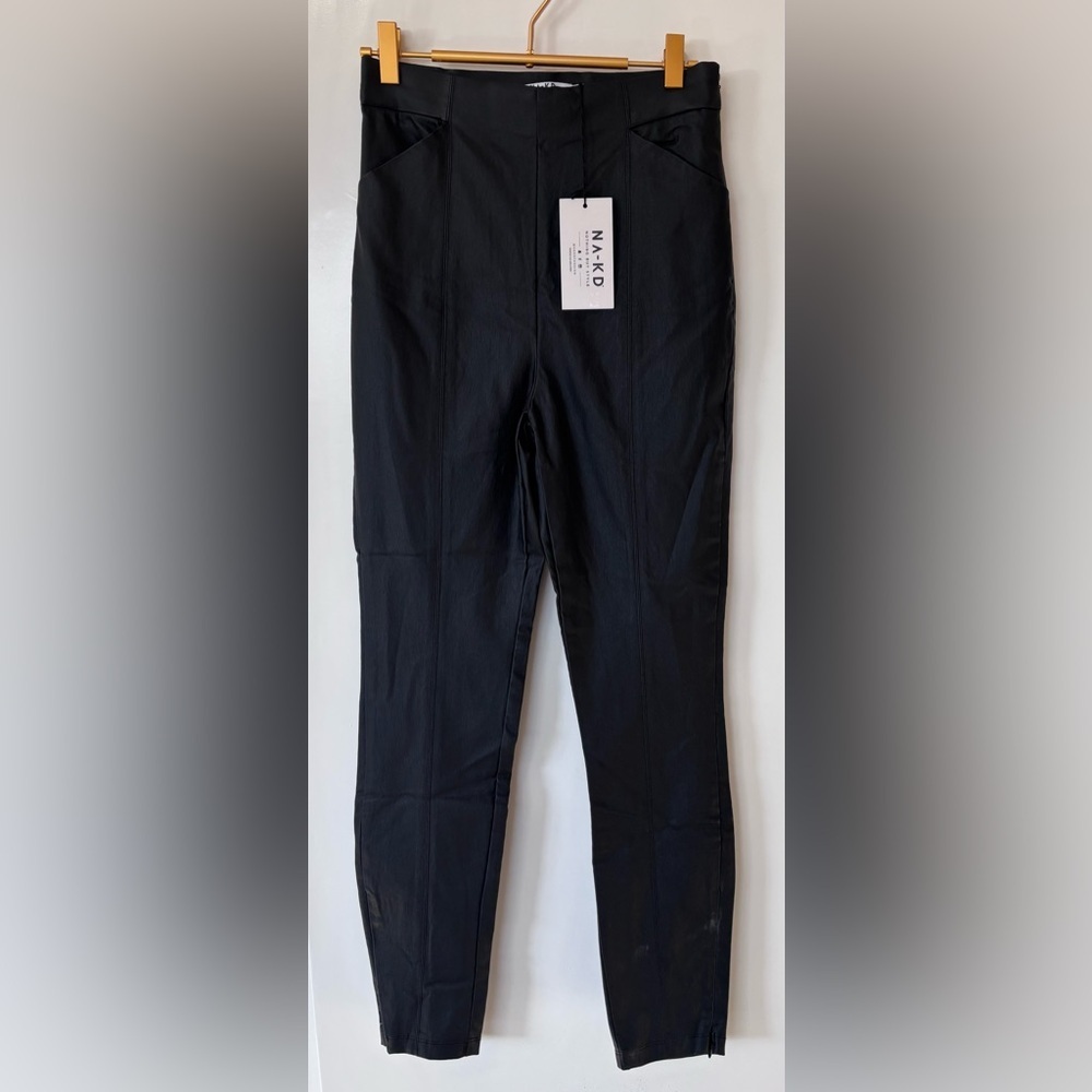 NA-KD| NEW Black Straight Leg Matte Faux Leather Pants w/Pockets NWT SZ EU36/6 - Picture 3 of 6